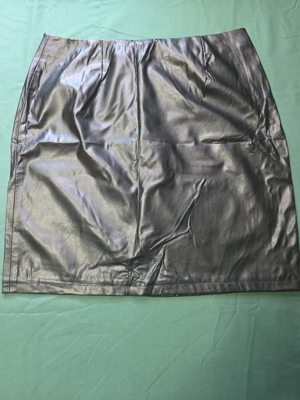 Vintage Black Faux Leather Mini Skirt Women's Size 8 Classic Vegan Leather
